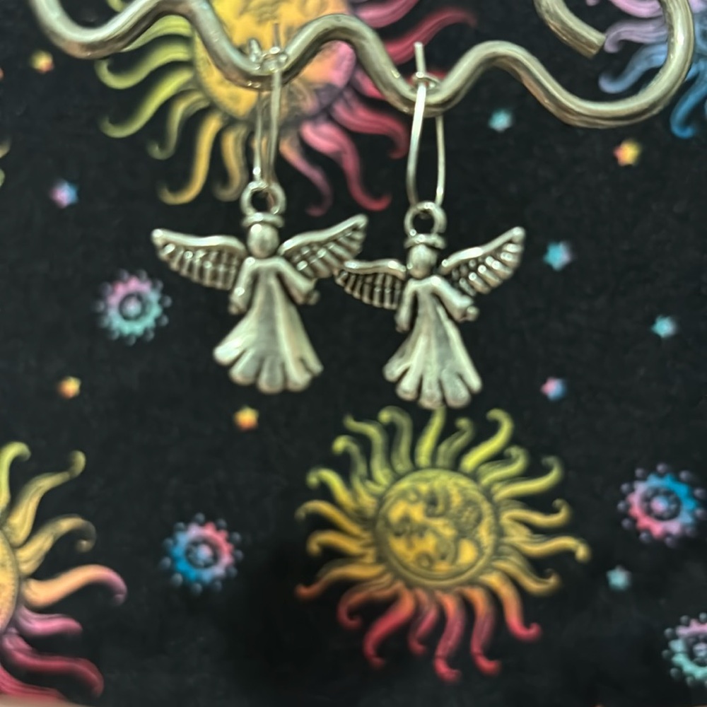 🩷Angel Earrings🩷